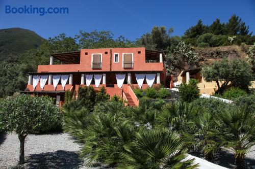 Appartement à Malfa. Terrasse et Wifi!