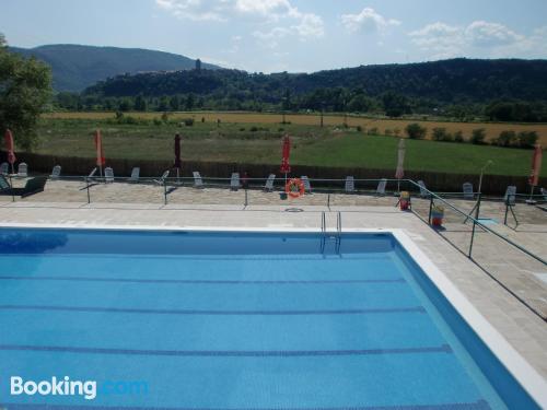 Apartamento apto para mascotas en Ainsa. ¡Piscina!