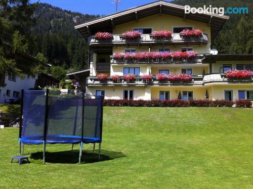 Appartement avec terrasse. Sankt Jakob in Haus à vos pieds