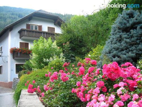 Ferienwohnung mit Balkon. In Kiens