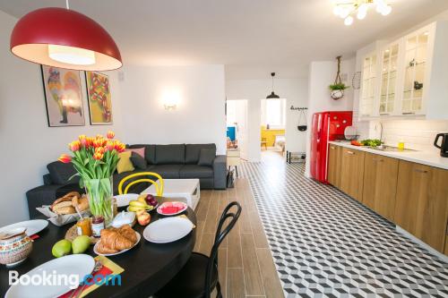 Appartement à Varsovie. Parfait pour 5 personnes ou plus