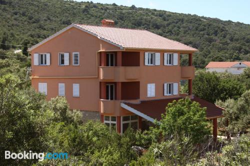 Center and terrace in Božava with heating and internet