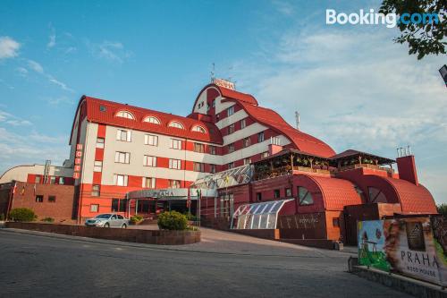 Een slaapkamer. Terras!