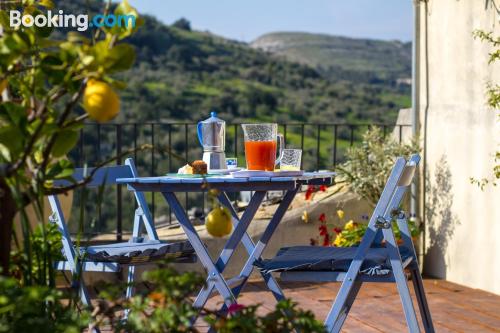 Appartamento con Internet e terrazza. Ragusa ai vostri piedi!