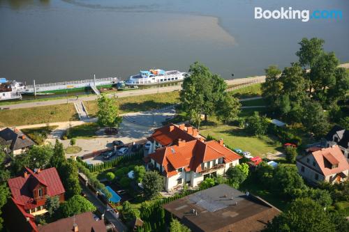 Piscina y internet en Kazimierz Dolny con terraza