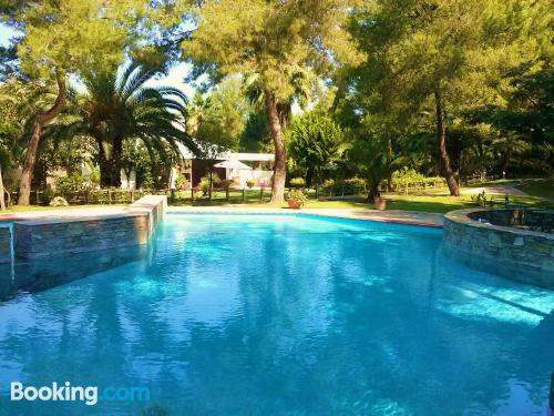 Apartamento com piscina em Praia de Sani