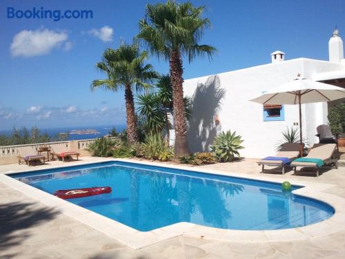 Apartment in Cala Tarida. 140m2!