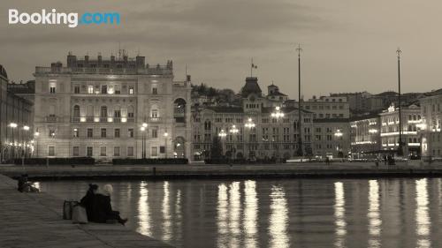 Espacioso apartamento en Trieste con terraza