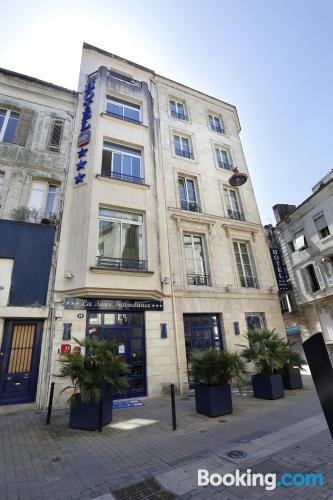 Appartement animaux acceptés dans la meilleure position. À Bordeaux