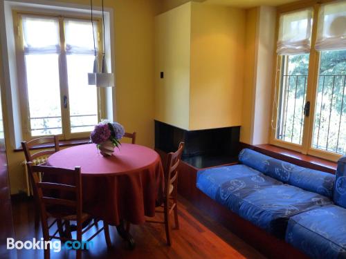 2 room apartment in Gozzano. Cot available