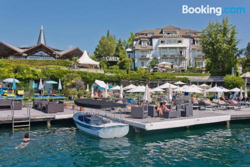 Appartement avec terrasse. À Velden am Wörthersee