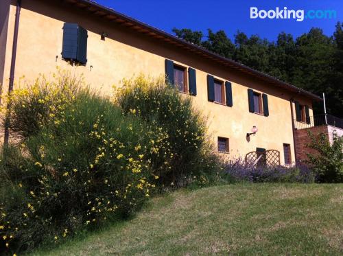 Ferienwohnung mit Balkon. In Urbino