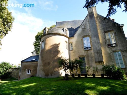 Petit appartement de 1 pièce. Avec terrasse!