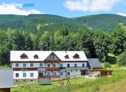 Apartamento con conexión a internet y terraza