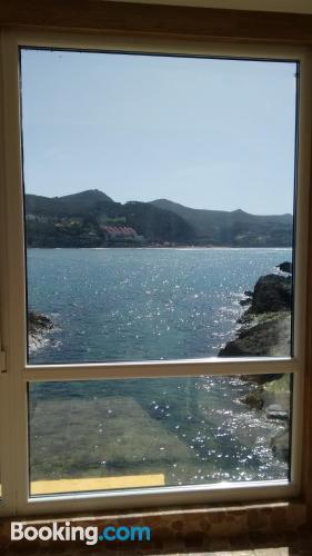 Apartamento de tres habitaciones en Mundaka, céntrico