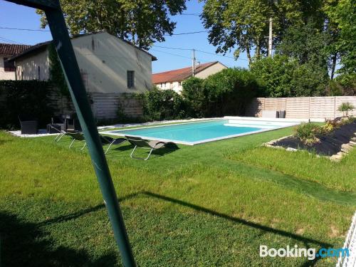 Ferienwohnung mit Balkon. In Bruniquel