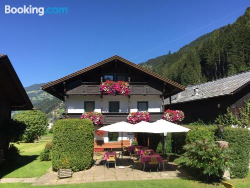 Confortable appartement avec deux chambres, avec terrasse!