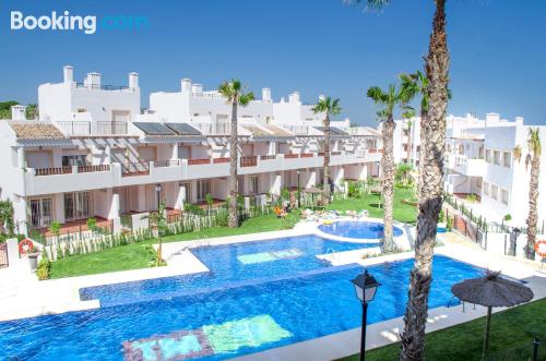 Apartamento con piscina en Playas de Orihuela