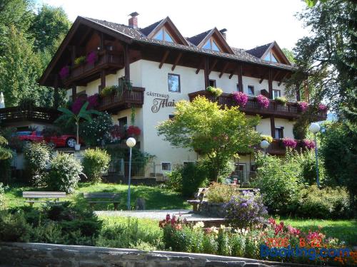 Appartement avec piscine et terrasse à Egg am Faaker See