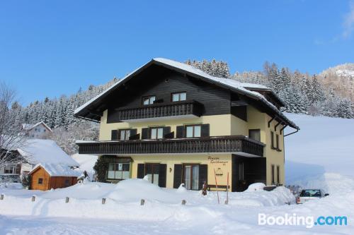 Bonito apartamento dos personas en Bad Mitterndorf