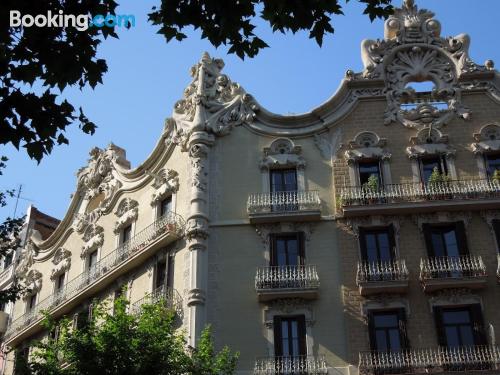 Appartement 80m2 in Barcelona. Terras en Wifi