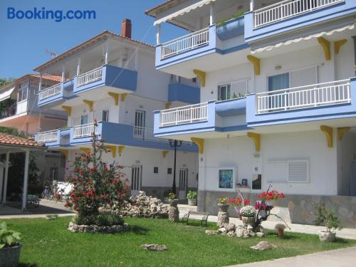 Appartement avec terrasse. Vrasná à vos pieds