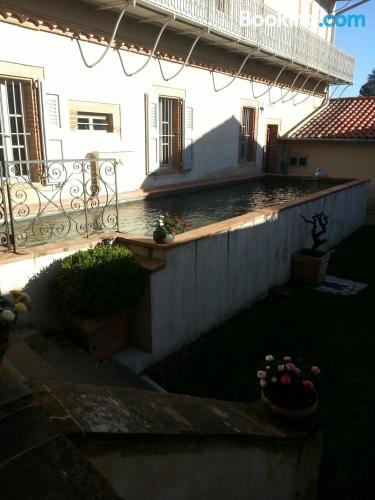 Apartamento para duas pessoas. Terraço e piscina