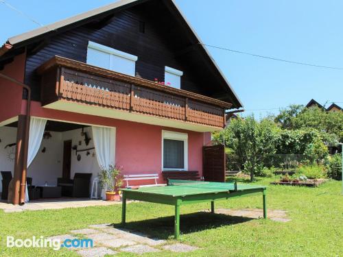 Appartement avec terrasse. Pour les familles