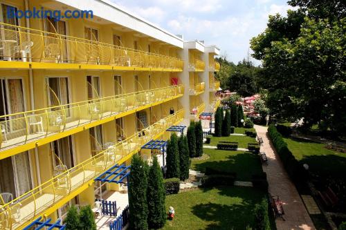 Apartamento com piscina. Terraço!