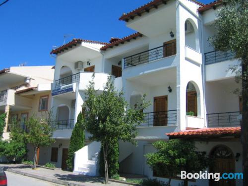 Aconchegante apartamento para 2 pessoas em Kallithea Halkidikis