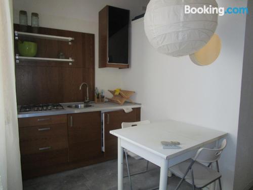 Apartamento para dos personas, en buena zona