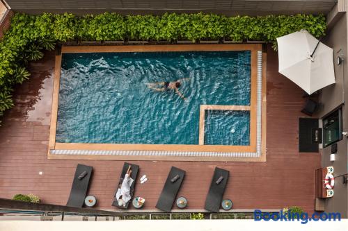 Appartamento con piscina e terrazza. Chiang Mai è in attesa!