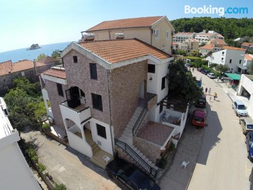 Apartamento con wifi en Petrovac na Moru