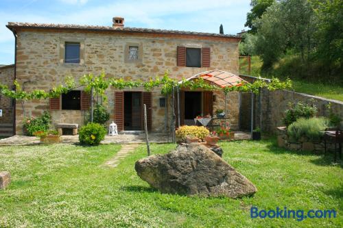 Appartement avec Internet et terrasse à Cortone