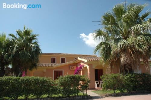 Pratique appartement d'une pièce dans la meilleure position de San Teodoro