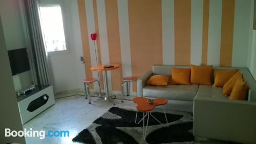Carino appartamento con una camera, a Tunisi