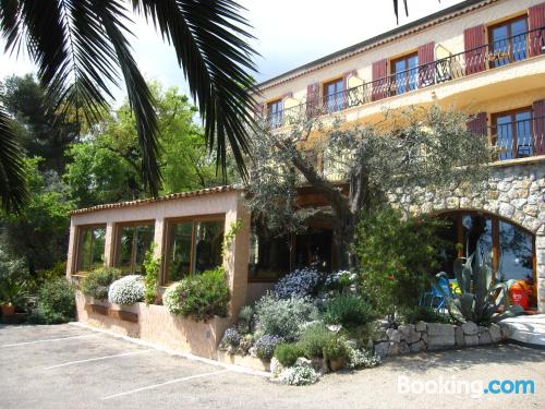 Wohnung mit Terrasse. Tierfreundlich