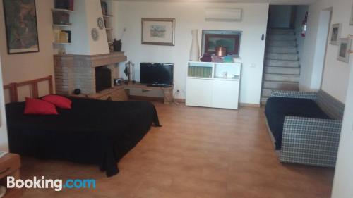 Apartamento com terraço e Internet em Ancona