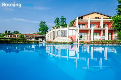 Apartamento con piscina en Manerba del Garda