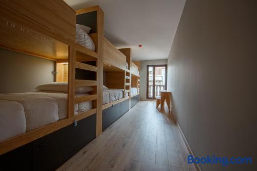Posto Letto in Dormitorio Femminile con 6 Letti 